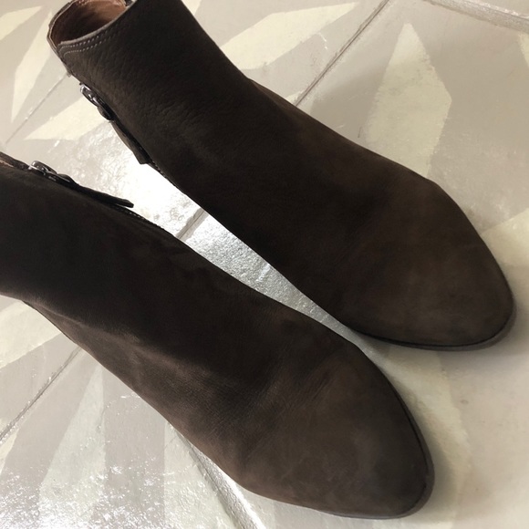 Frye Judith brown leather zip up ankle booties - Picture 2 of 16